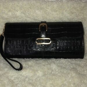🍀🍀4 for $20🍀🍀
Aqua Madonna wristlet